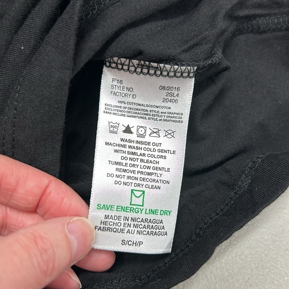 NFL Majestic Black Tee LAS VEGAS Raiders Women's Small Large Sparkle NEW - Picture 6 of 6